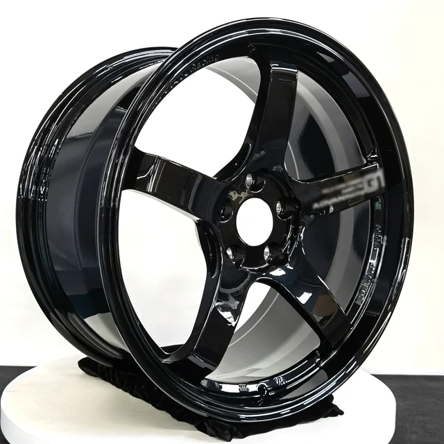 Advan GT R18 5x114.3