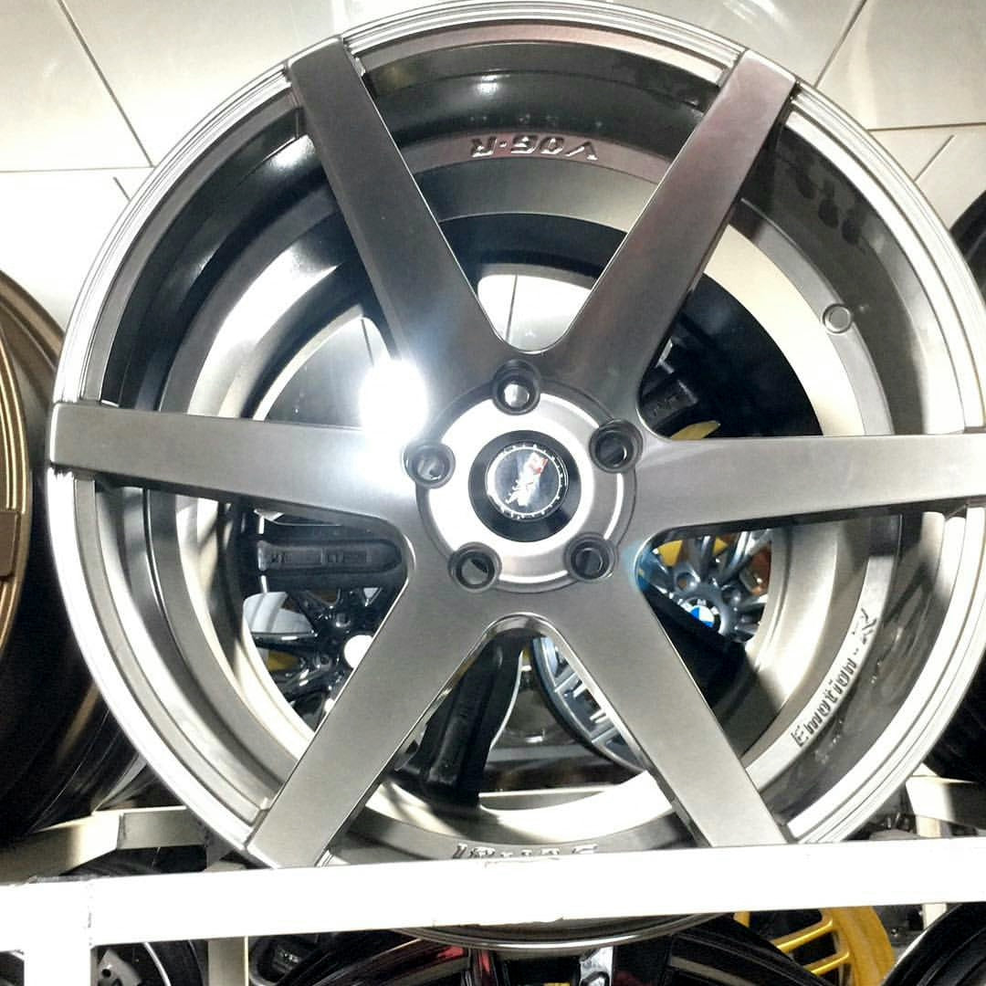 Shogun A1 R18 5x114.3