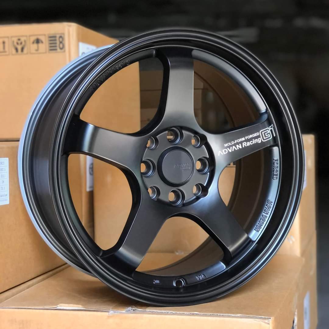 ADVAN R17 4x100/114.3