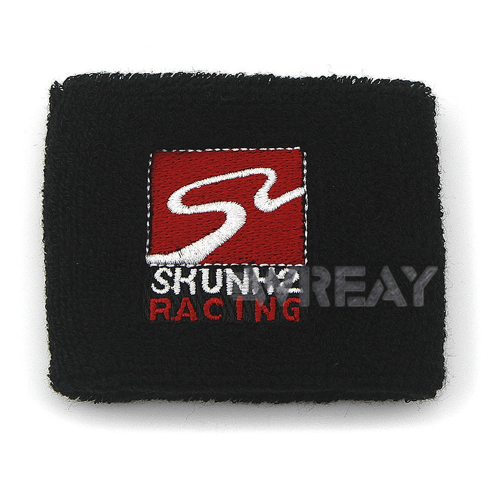 Universal cover for oil drum