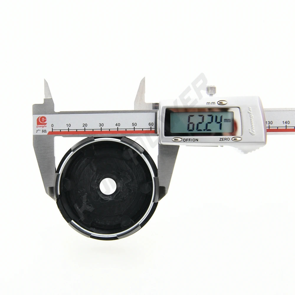 Center wheel cover for rims