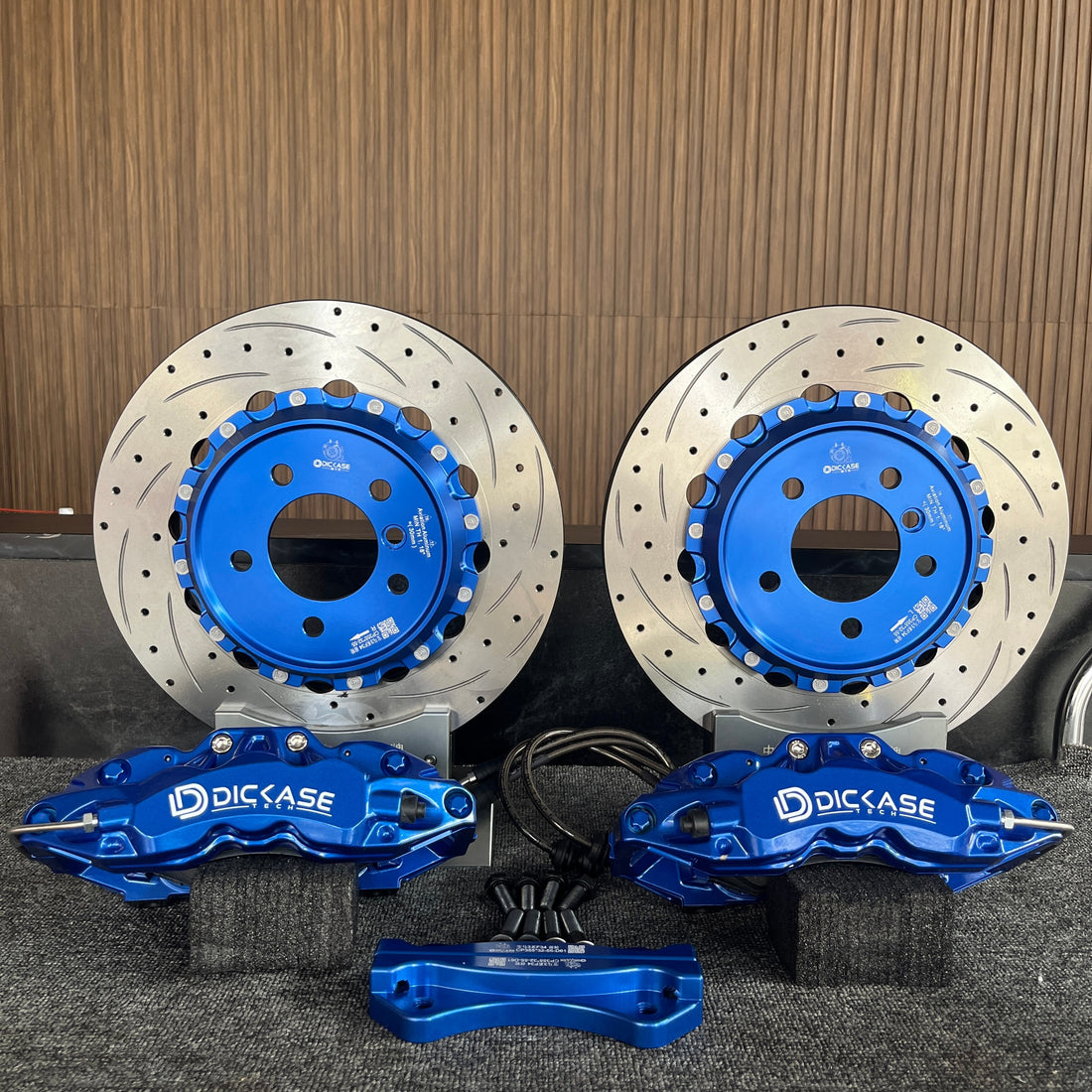 44568929763595|44568929796363|44568929829131