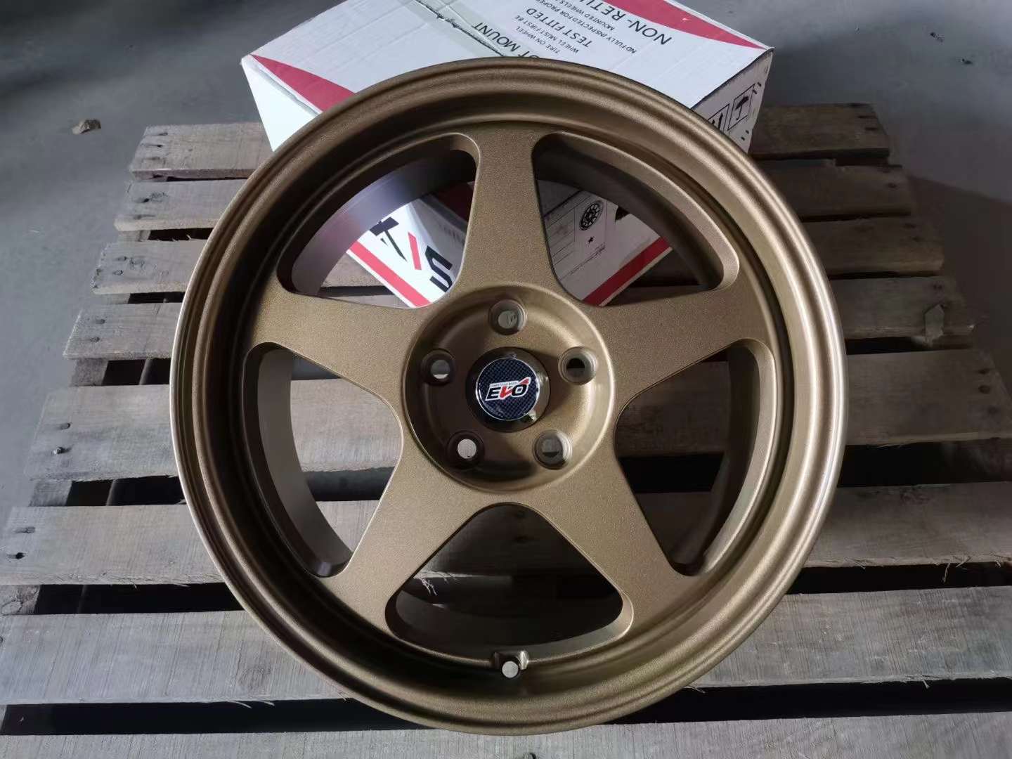 Evo R18 5x114.3