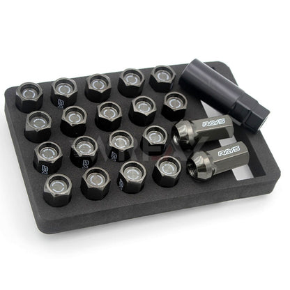 Racing wheel bolts