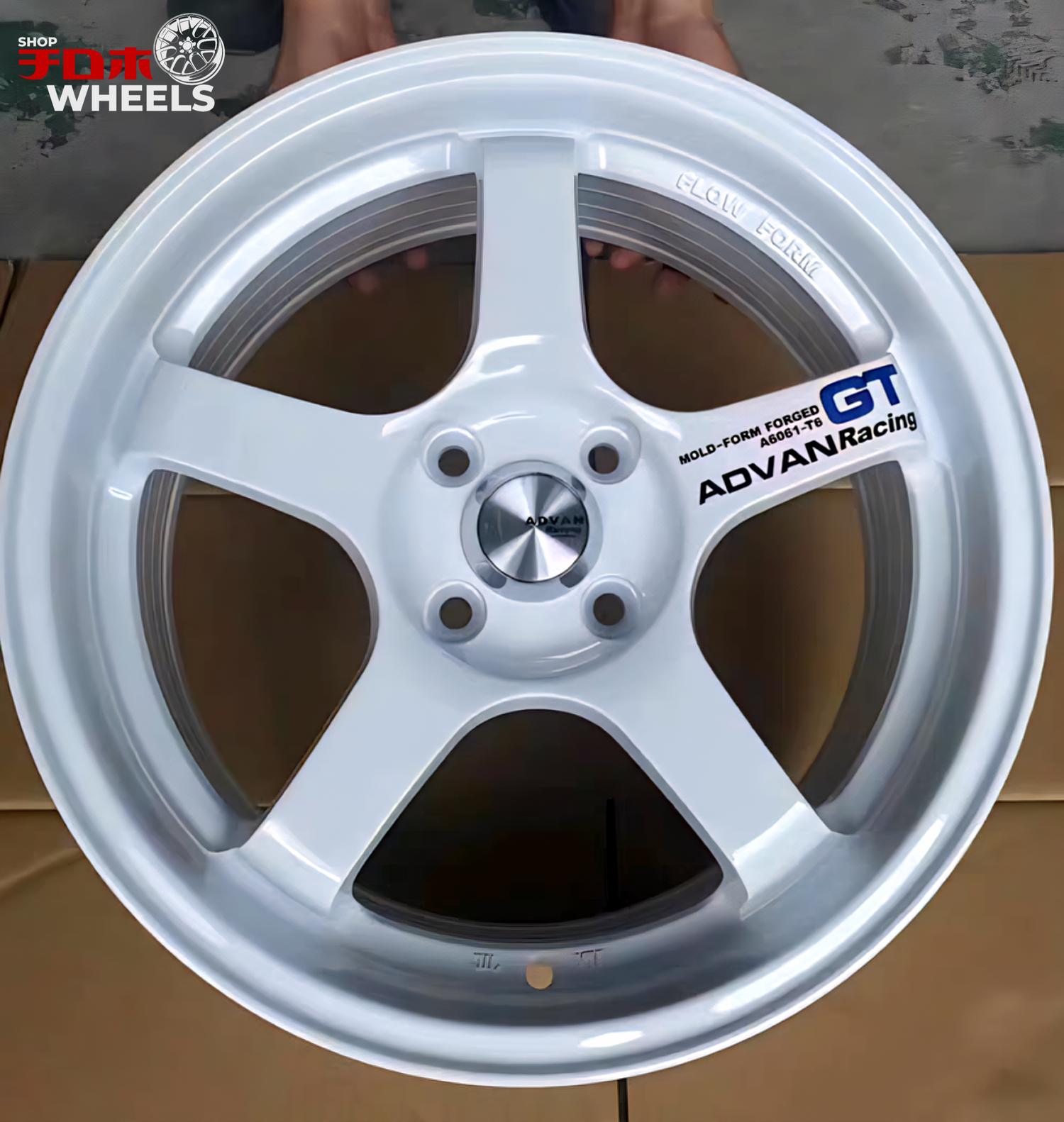 ADVAN Racing GT